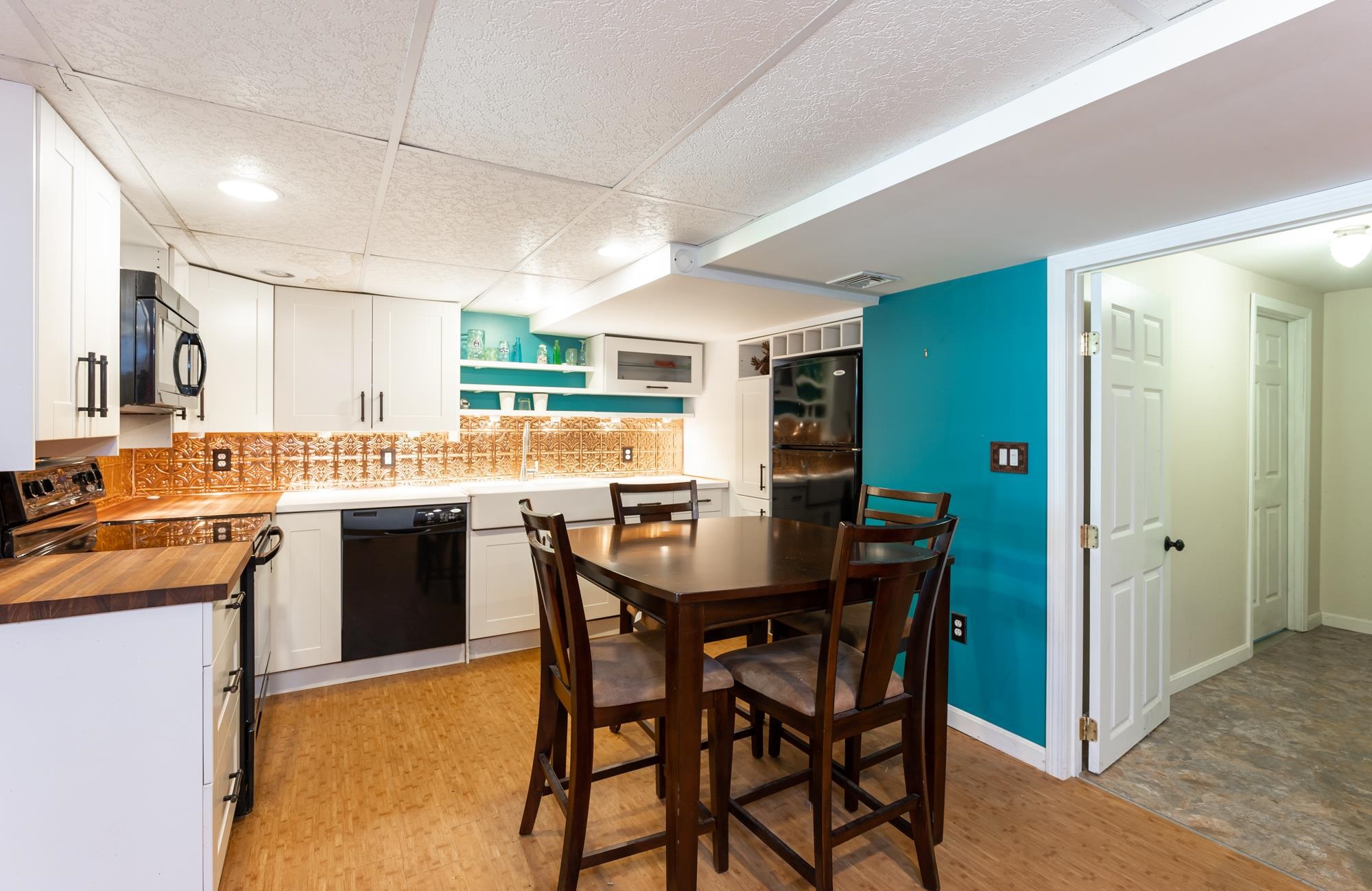7 Westview Road Brookline, NH 03033 - Photo 26 of 39 Gallery Image 26