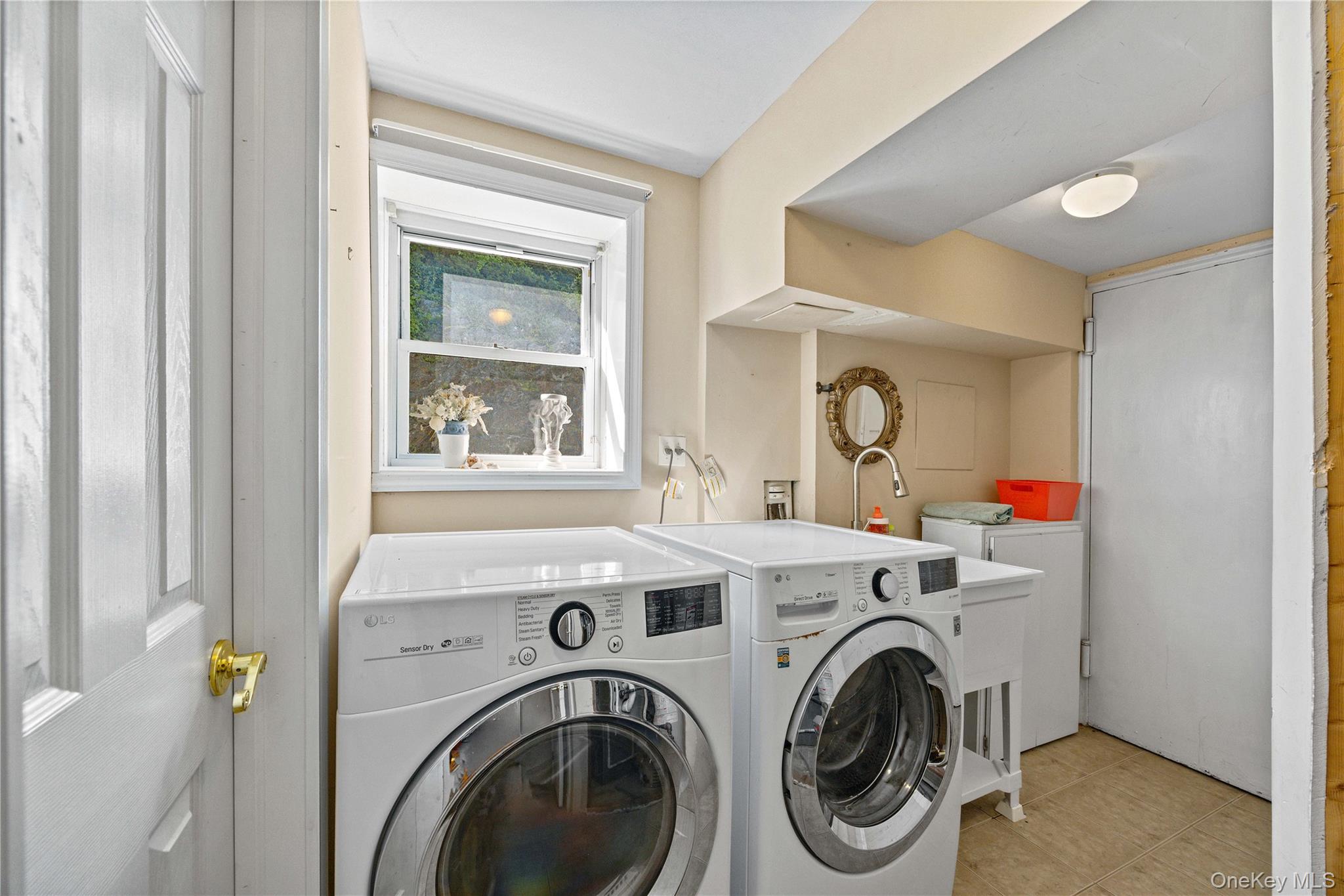 81 Avondale Road Yonkers, NY 10710 - Photo 35 of 48