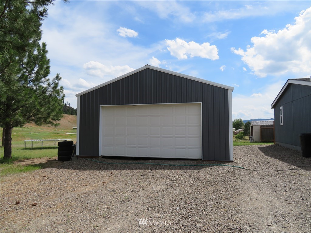 70 Heron Loop Road Republic, WA 99166 - Photo 2 of 21 Gallery Image 2