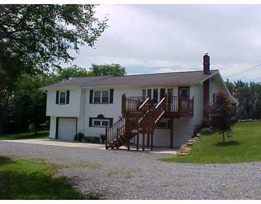 583 Callery Road Cranberry Township, PA 16066 - Photo 1 of 13 Exterior Front.