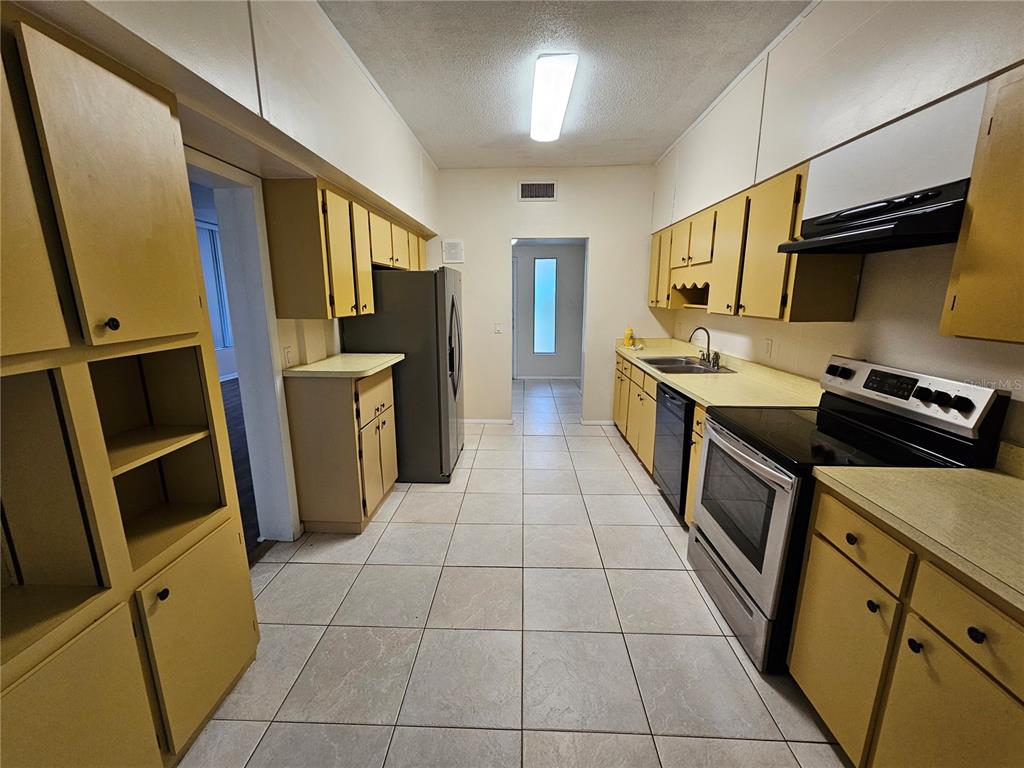 2818 Southwest 2nd Avenue Gainesville, FL 32607 - Photo 6 of 80