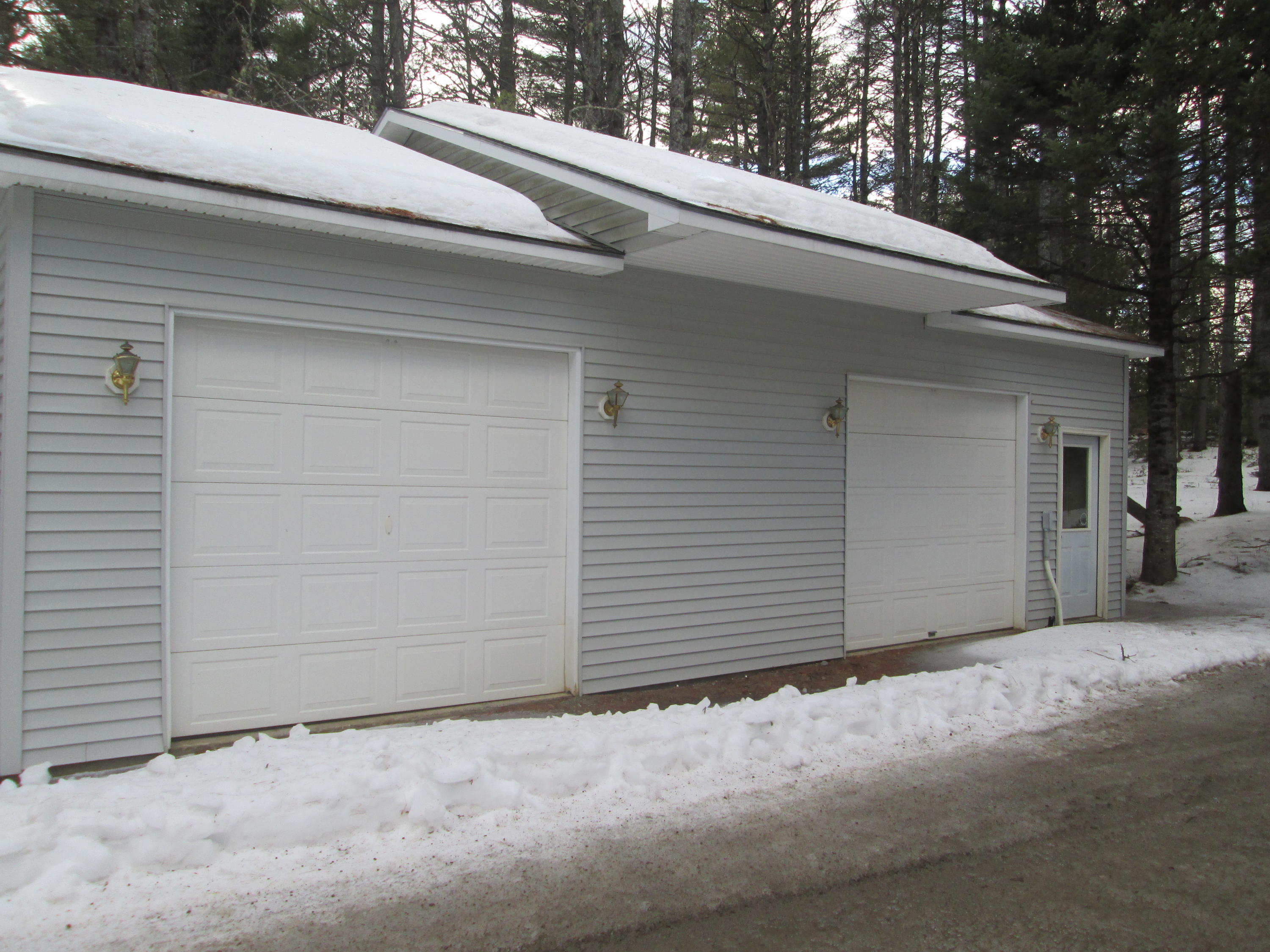 48 Monroe Road Winterport, ME 04496 - Photo 2 of 27 IMG_1748