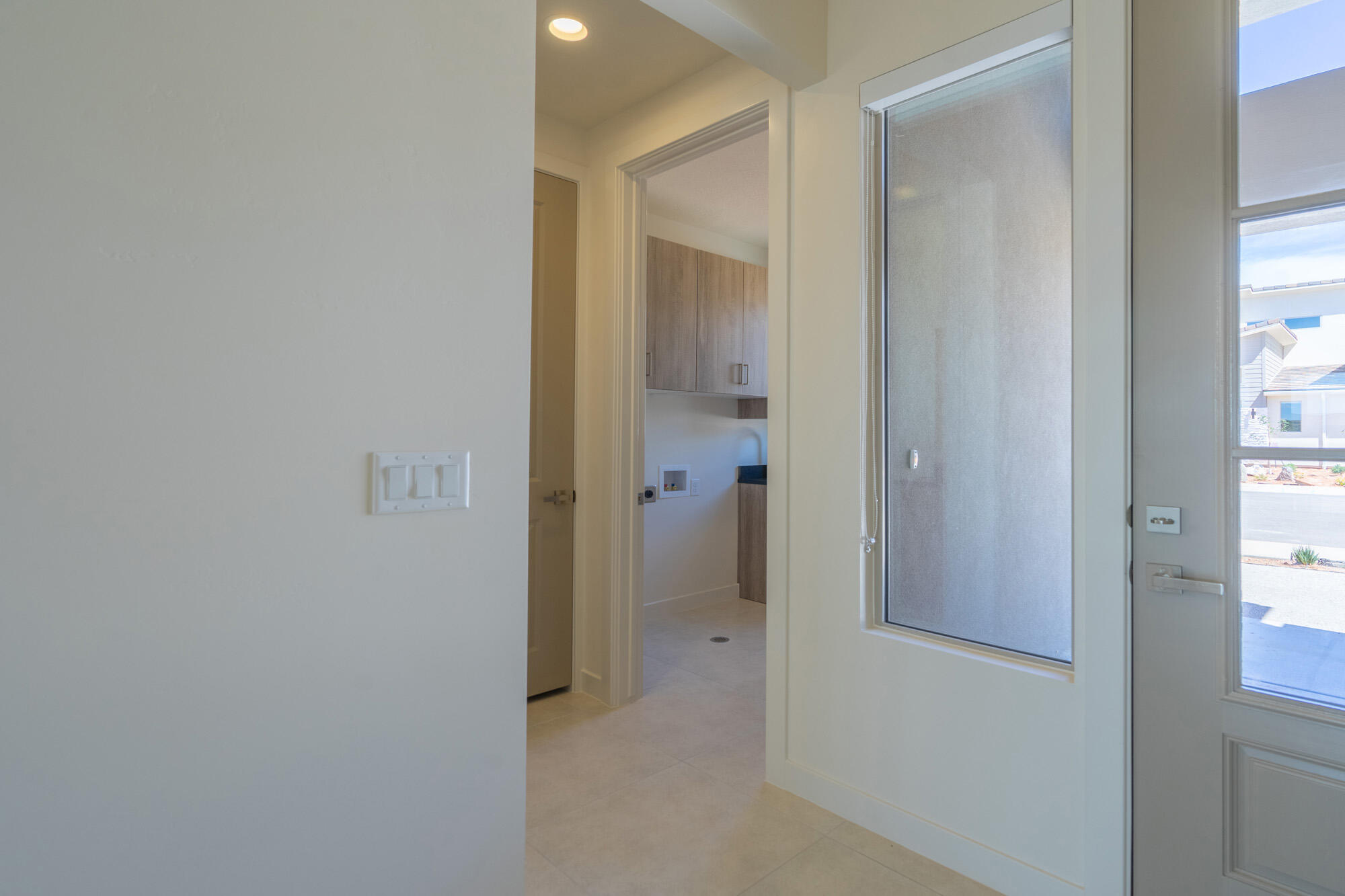 2936 West 570 North Hurricane, UT 84737 - Photo 4 of 82 Entryway