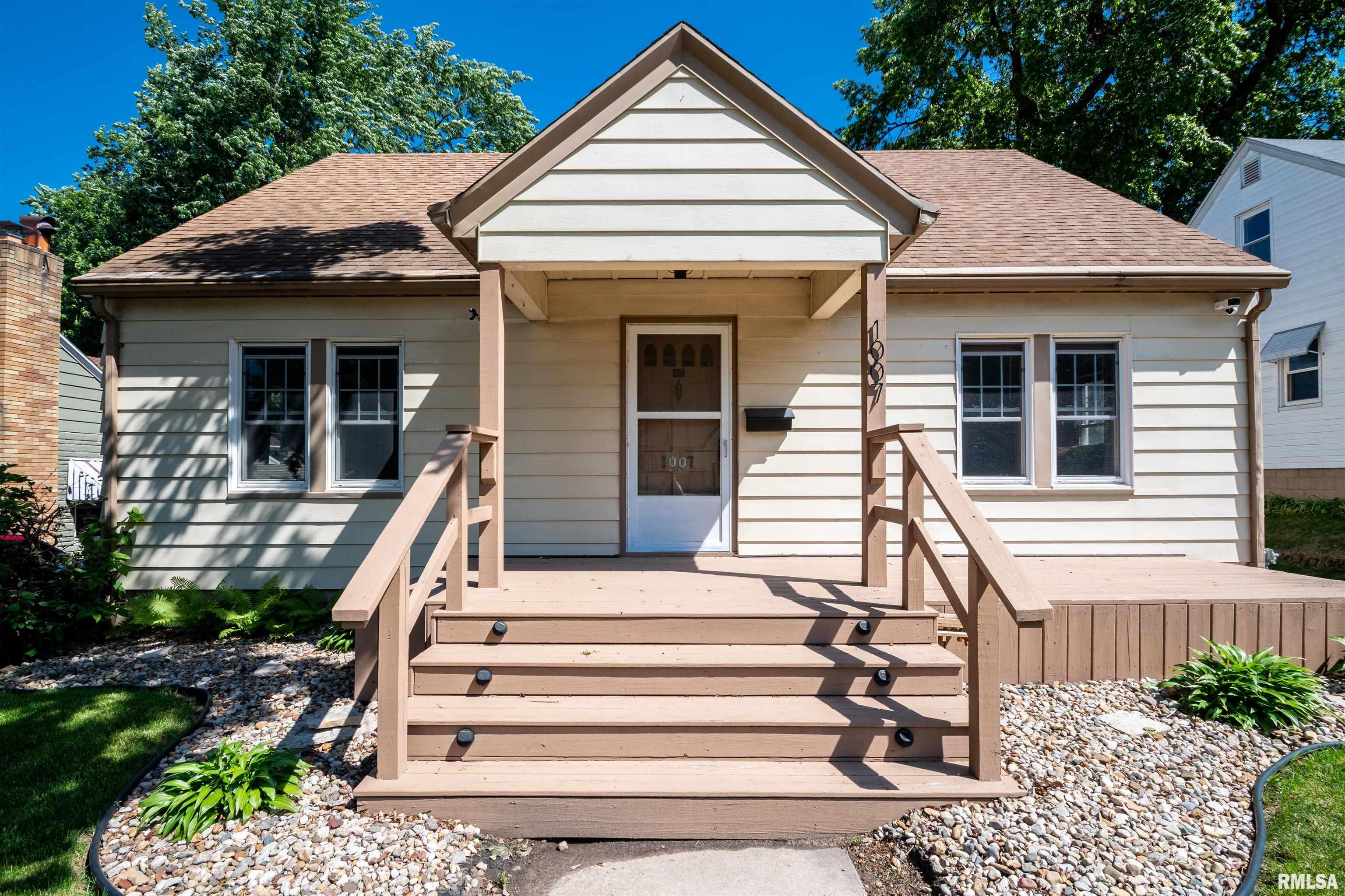 1007 Chestnut Street Pekin, IL 61554 - Photo 4 of 38