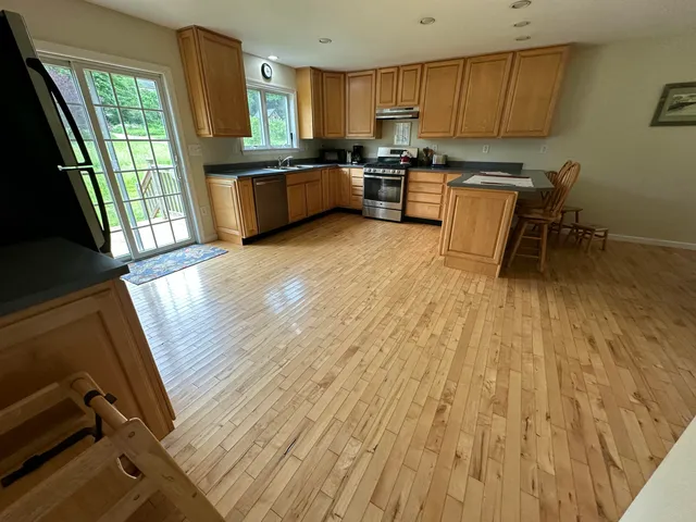 $1,799,000 | 15 Cooley Lane, Ogunquit, ME 03907