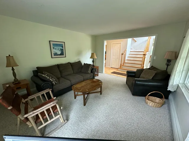 $1,799,000 | 15 Cooley Lane, Ogunquit, ME 03907