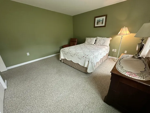 $1,799,000 | 15 Cooley Lane, Ogunquit, ME 03907