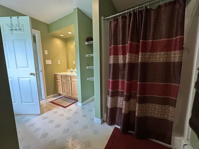 $1,799,000 | 15 Cooley Lane, Ogunquit, ME 03907