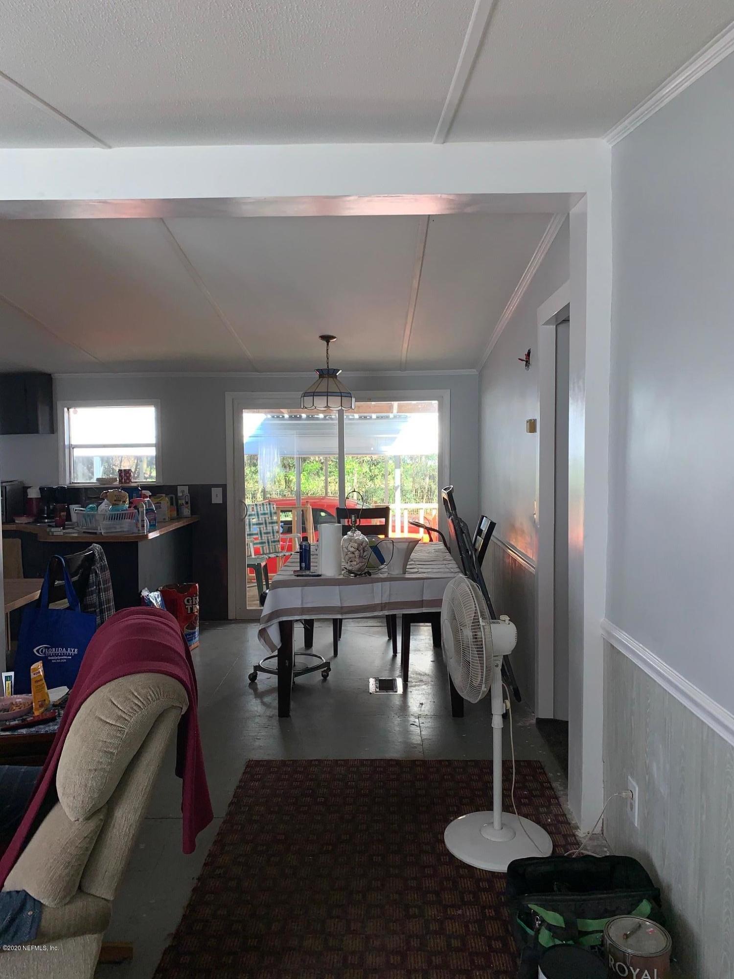 1418 Co Road Crescent City, FL 32112 - Photo 16 of 30 Dining room