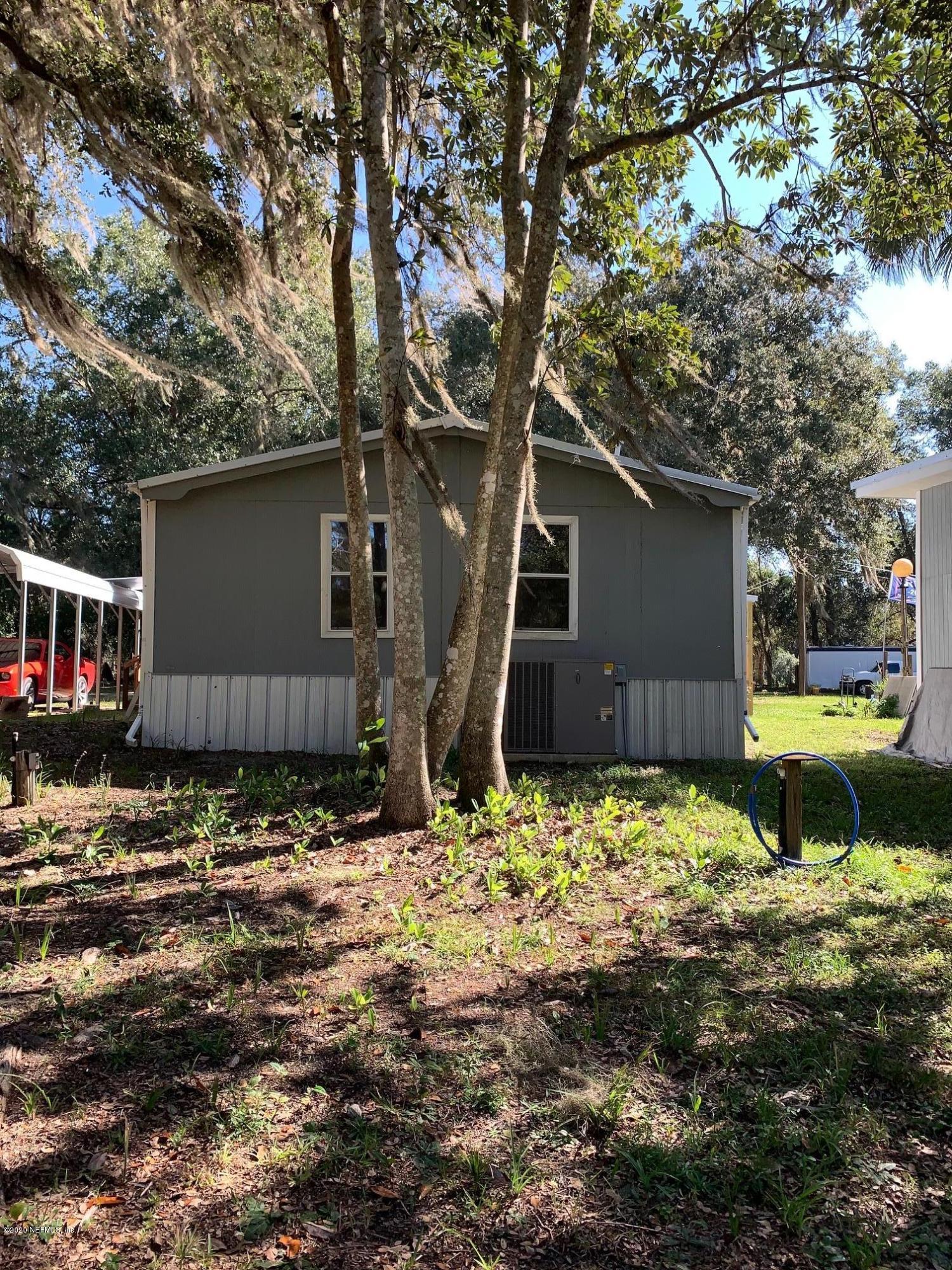 1418 Co Road Crescent City, FL 32112 - Photo 7 of 30 Side of home