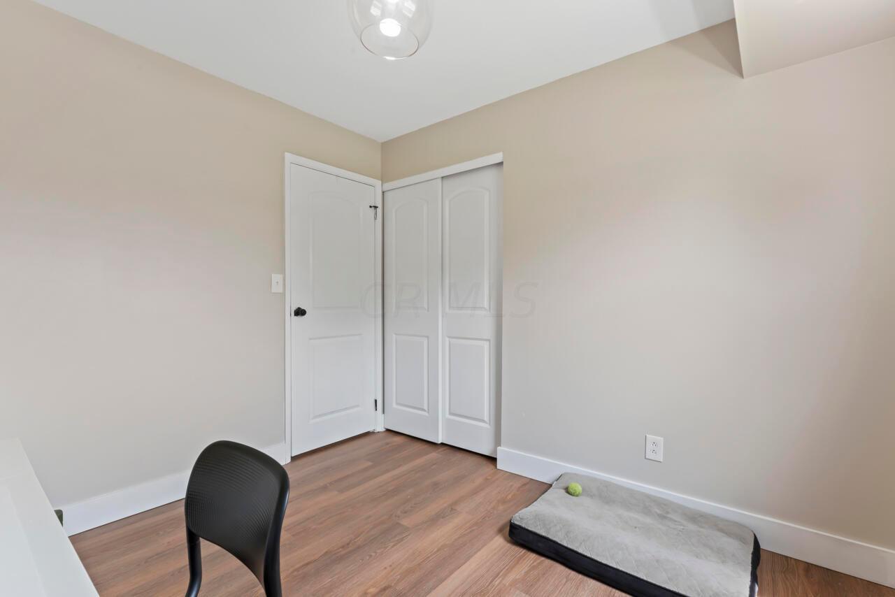 6233 Faircrest Road Columbus, OH 43229 - Photo 15 of 42 22