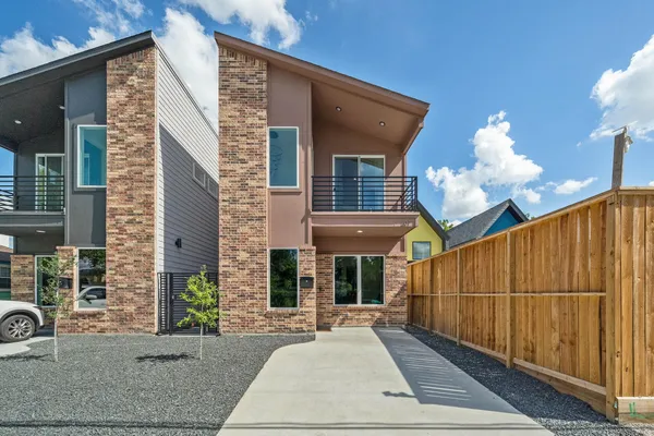 $2,800 | 207 East 38th Street, Unit A, Houston, TX 77018