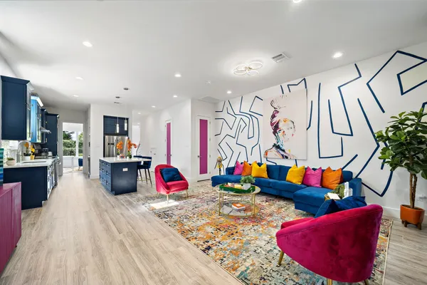 $2,800 | 207 East 38th Street, Unit A, Houston, TX 77018