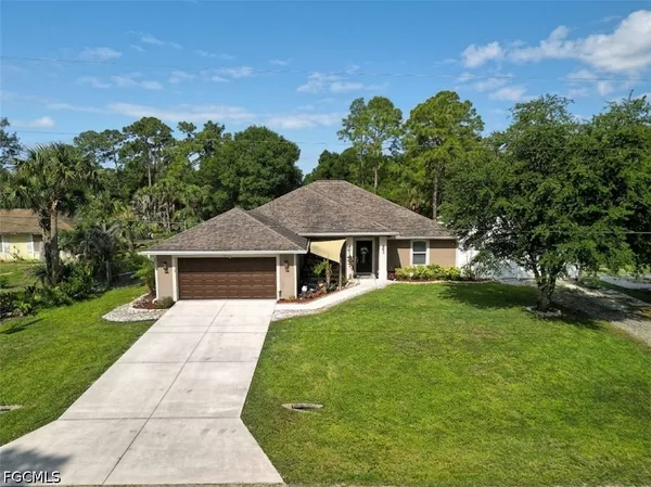 $425,000 | 611 Cleveland Avenue, Lehigh Acres, FL 33972