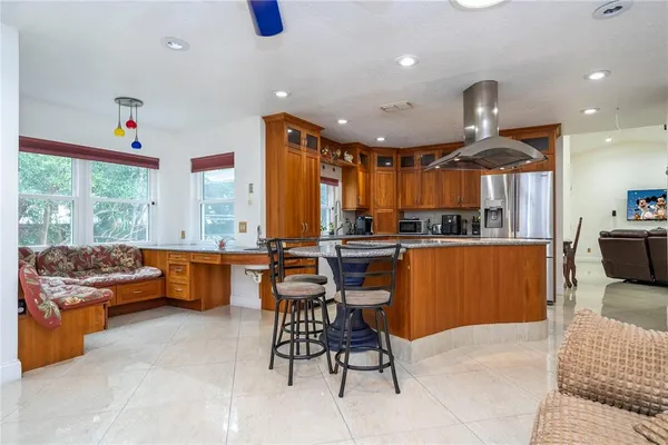 $670,000 | 6013 Crystal View Drive, Orlando, FL 32819