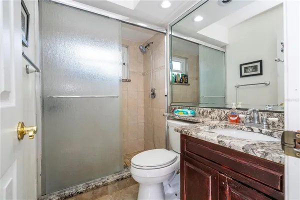 $670,000 | 6013 Crystal View Drive, Orlando, FL 32819