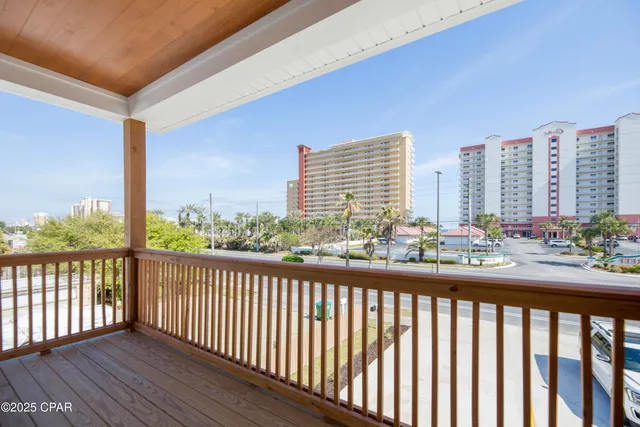 $975,000 | 6606 Thomas Drive, Unit A & B, Panama City, FL 32408
