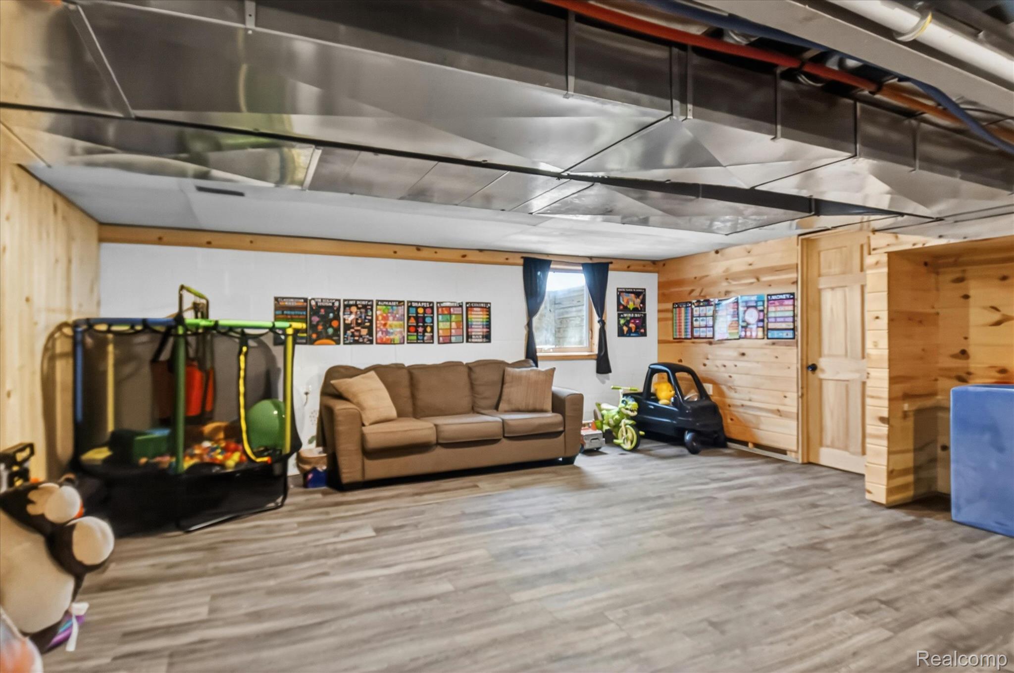 3949 West Burns Line Road Brown City, MI 48416 - Photo 56 of 70 56-3949-Burnsline-Rd-Brown-City-MI-48416-WindowStill.jpg
