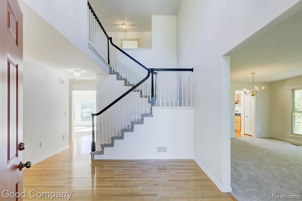 3526 Inverness Drive Rochester, MI 48306 - Photo 11 of 82