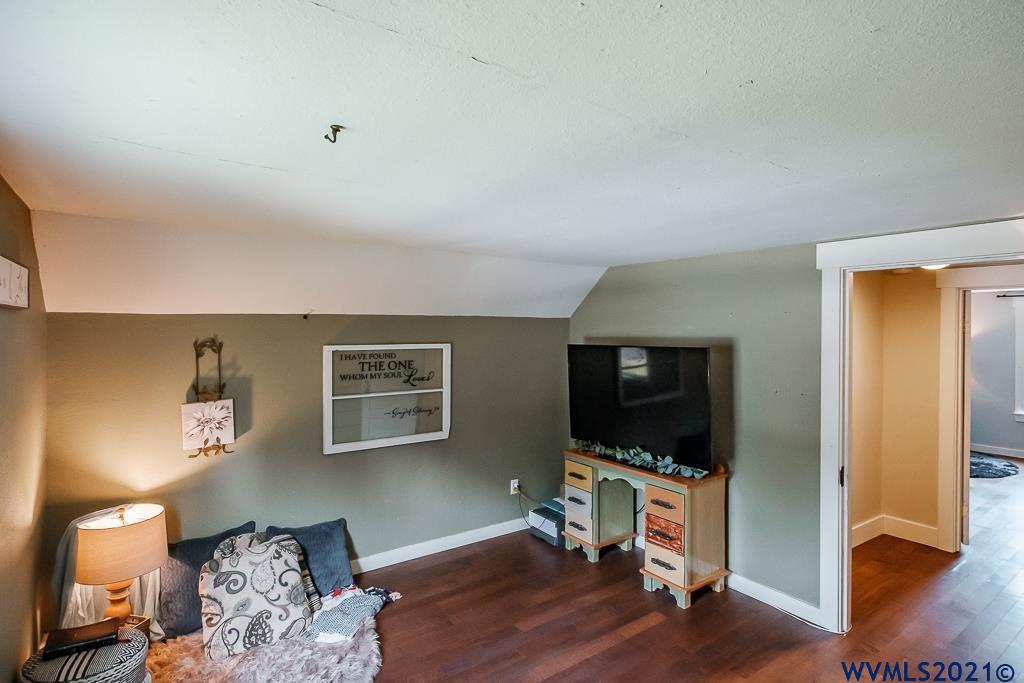 34519 Meridian Road Lebanon, OR 97355 - Photo 27 of 38