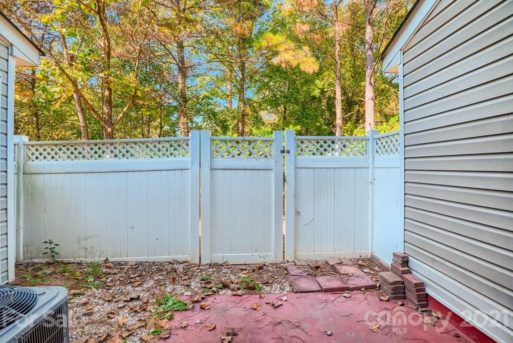 216 Butler Place Fort Mill, SC 29715 - Photo 31 of 33 Gallery Image 31