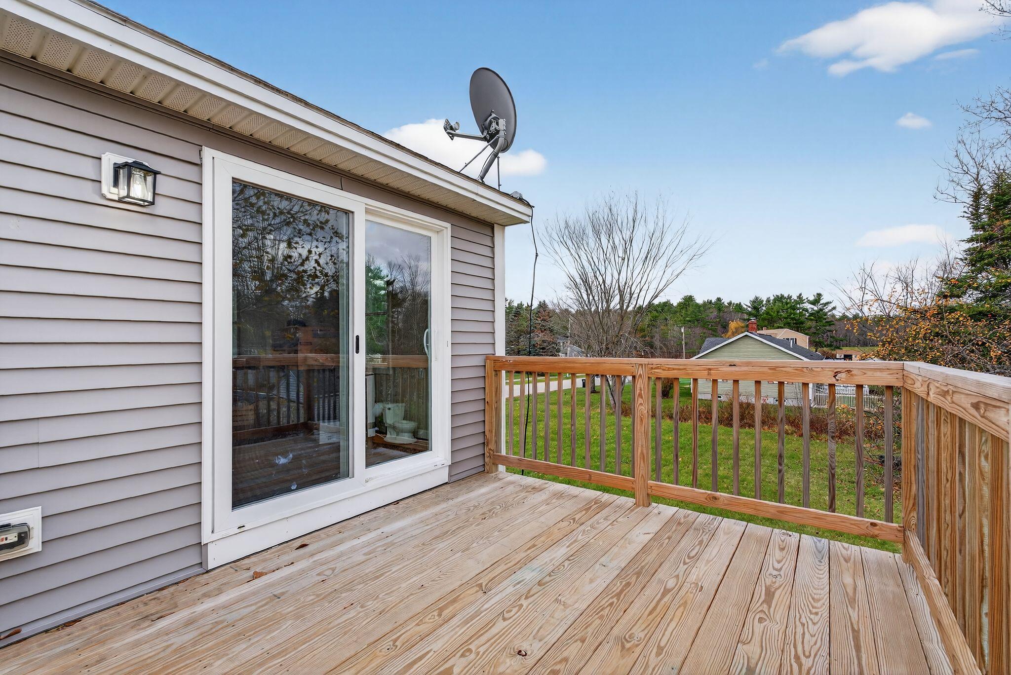 37 Douglas Avenue Saco, ME 04072 - Photo 5 of 39 8_DSC06423