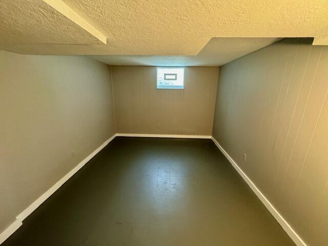 5865 Troy Road Springfield, OH 45502 - Photo 12 of 27