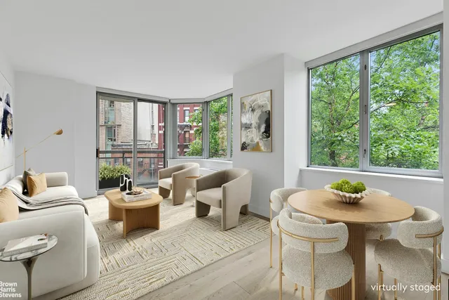$725,000 | 500 West 43rd Street, Unit 4G | Hell's Kitchen
