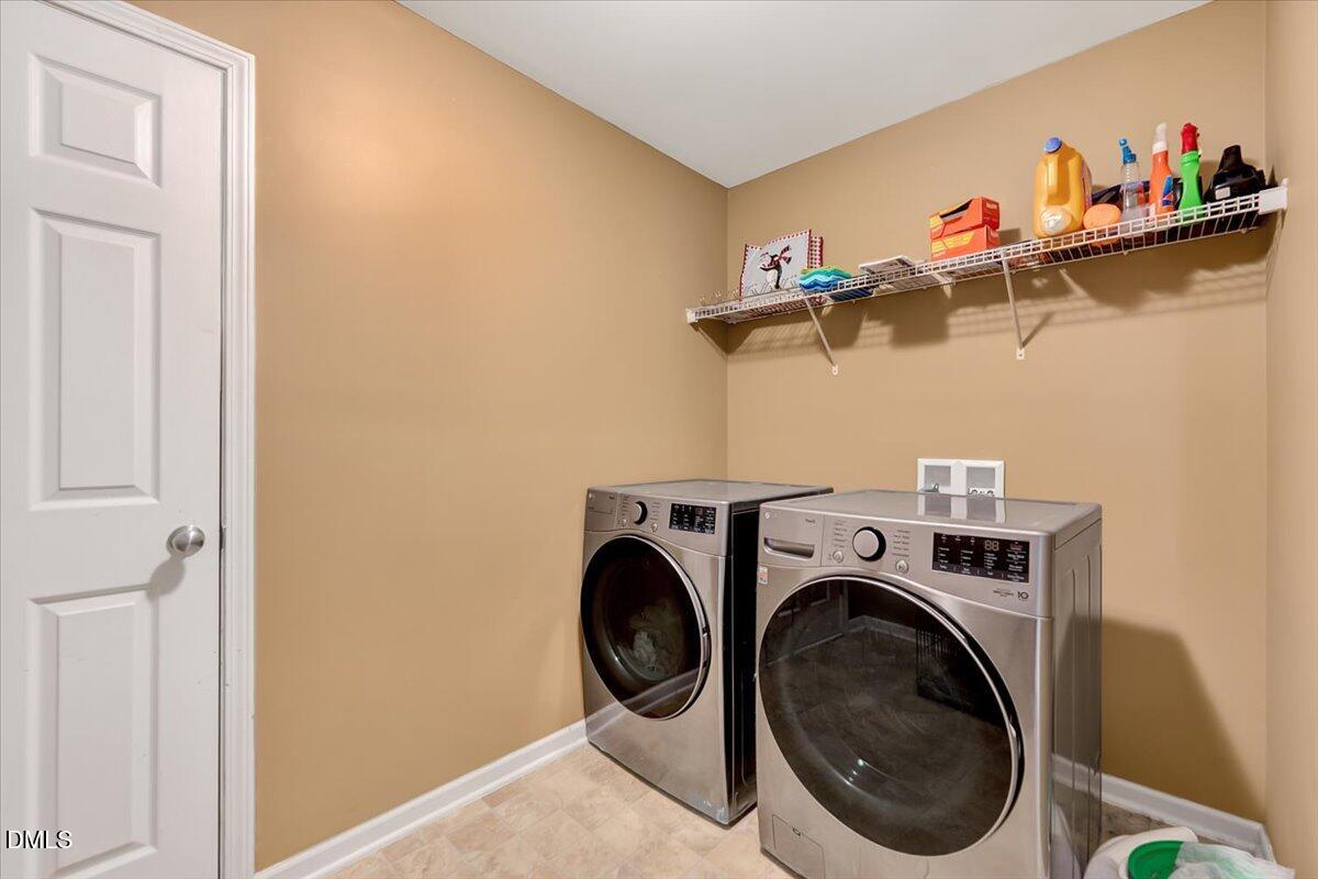 281 Highgrove Drive Spring Lake, NC 28390 - Photo 21 of 30 29-281 Highgrove Dr-29