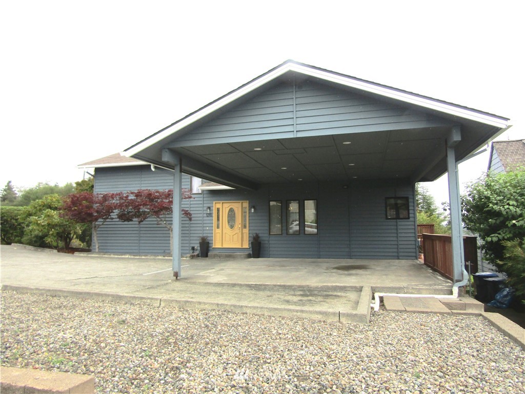 1210 Chilton Road Aberdeen, WA 98520 - Photo 4 of 37 Gallery Image 4
