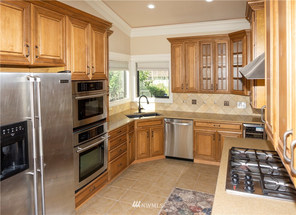 1210 Chilton Road Aberdeen, WA 98520 - Photo 6 of 37 Gallery Image 6