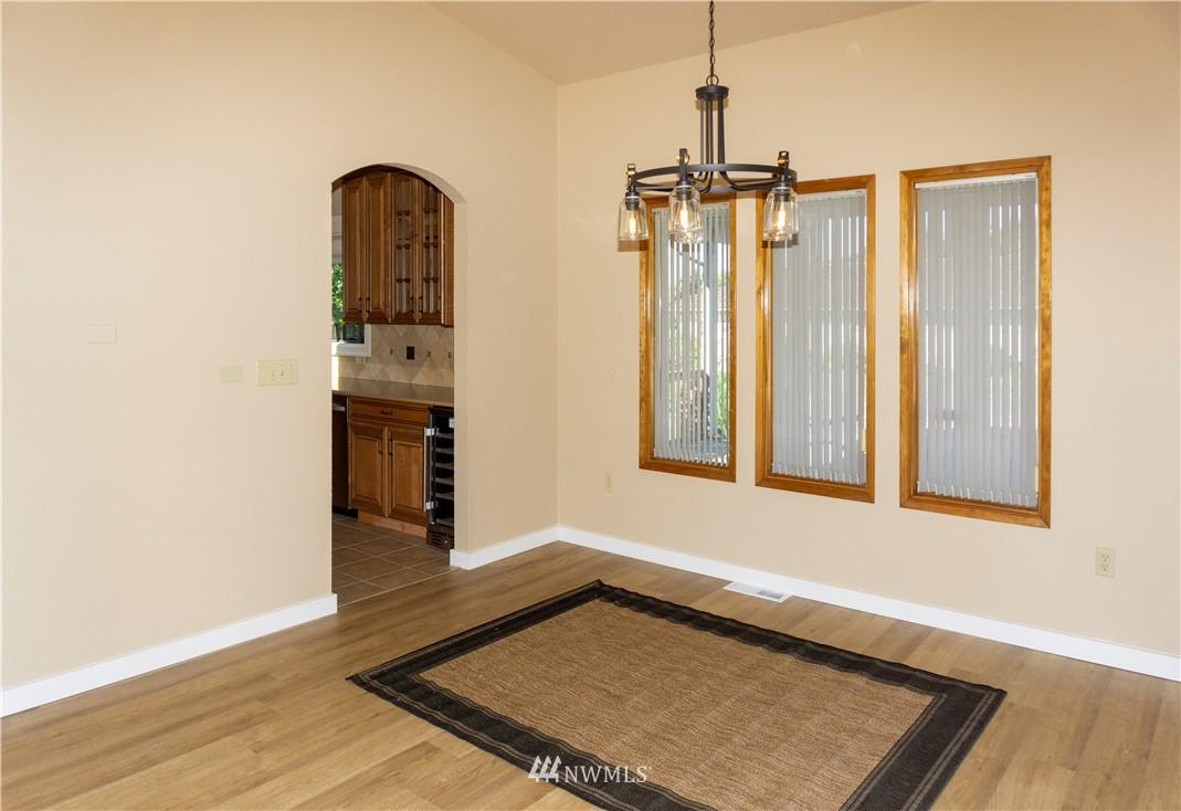 1210 Chilton Road Aberdeen, WA 98520 - Photo 8 of 37 Gallery Image 8