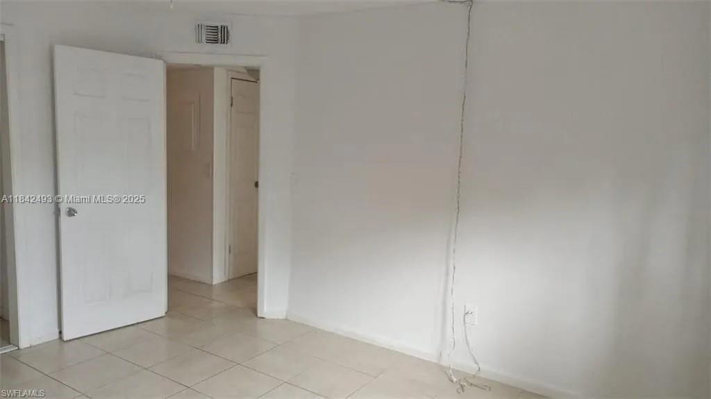 2524 Congress Street, Unit 4 Fort Myers, FL 33901 - Photo 21 of 24 a view of an empty room