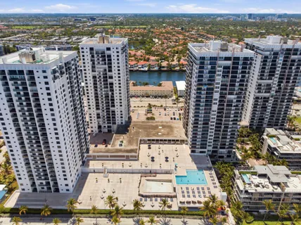 $599,999 | 2301 South Ocean Drive, Unit 2303, Hollywood, FL 33019