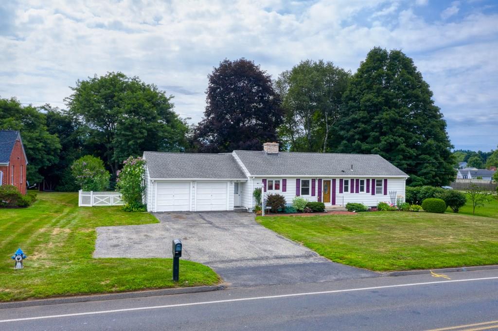 55 Porter Road East Longmeadow, MA 01028 - Photo 1 of 38 Gallery Image 1
