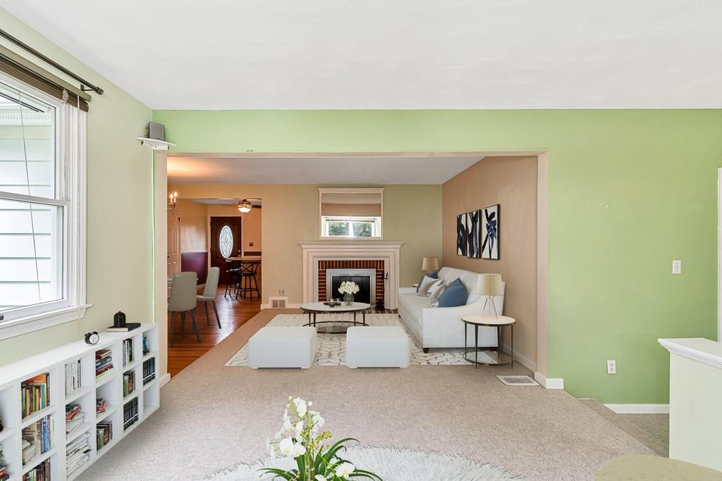 55 Porter Road East Longmeadow, MA 01028 - Photo 10 of 38 Gallery Image 10
