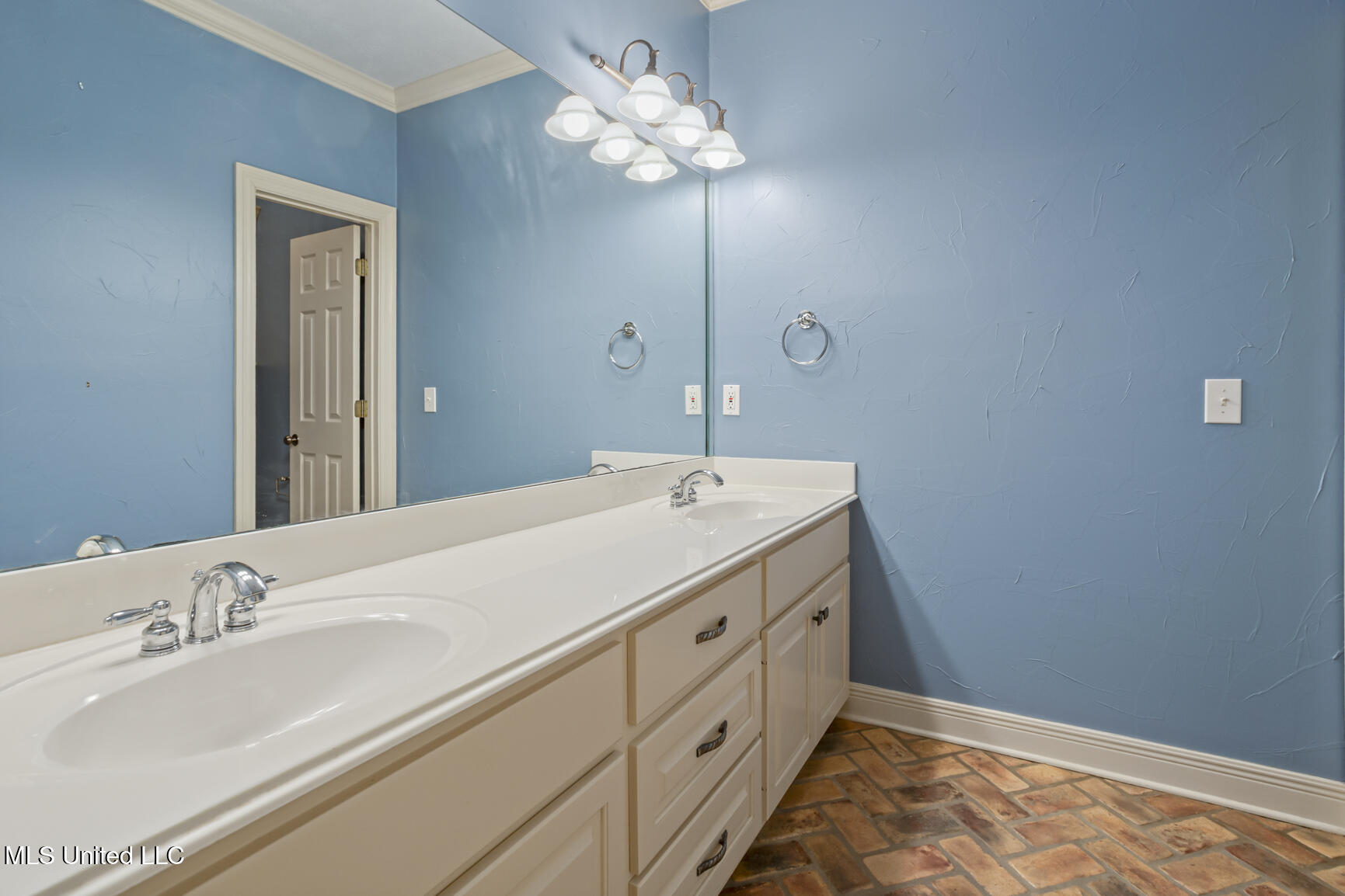 604 Abbots Lane Ridgeland, MS 39157 - Photo 27 of 36 604 Abbots Lane-21