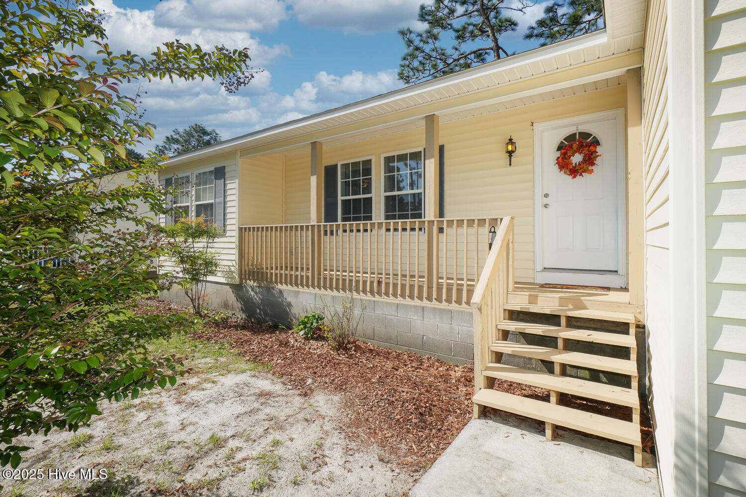 255 Cedar Road Boiling Spring Lakes, NC 28461 - Photo 2 of 20 255 Cedar Rd Southport NC-large-002-010-