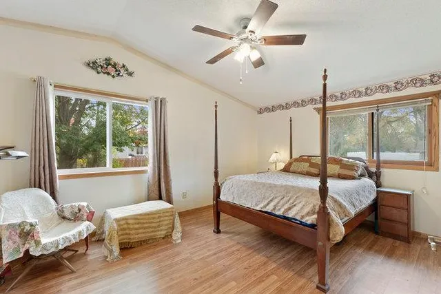 $400,000 | 1187 Jackson Street, Shakopee, MN 55379