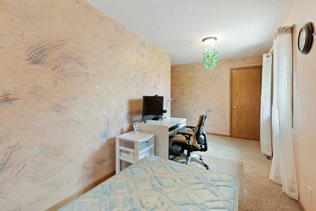 1187 Jackson Street Shakopee, MN 55379 - Photo 9 of 17