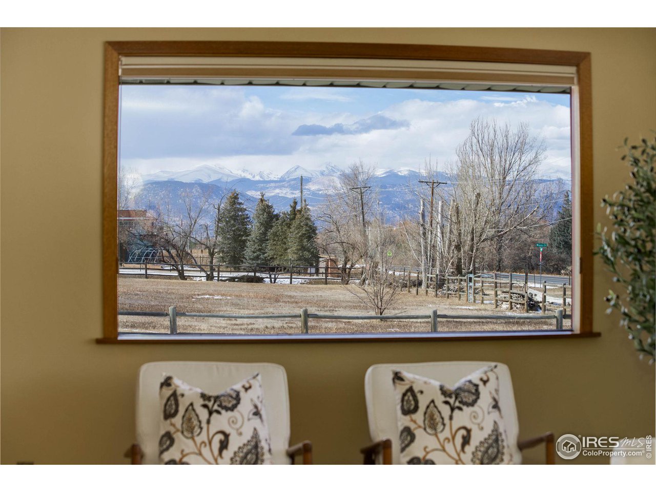 7714 Baseline Road Boulder, CO 80303 - Photo 8 of 38 a view of sky from window
