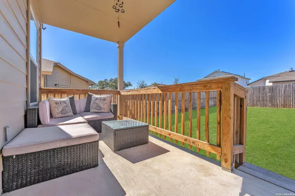 $2,000 | 1045 Pacific Monarch, San Antonio, TX 78253