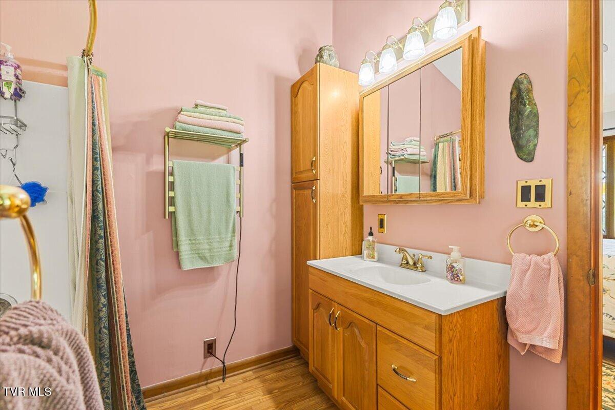 112 Spruce Street Greeneville, TN 37745 - Photo 52 of 102 058-128A8611