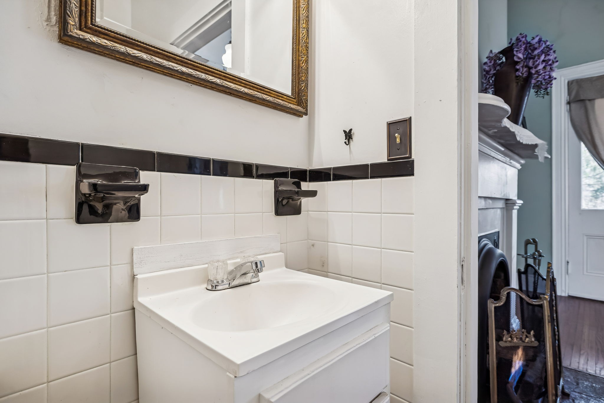 375 Highway 13 Waverly, TN 37185 - Photo 26 of 78 a bathroom with a sink and a mirror