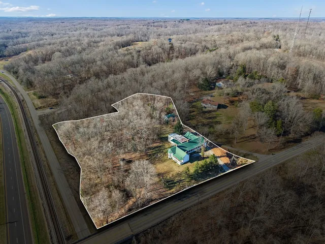 $399,900 | 375 Highway 13, Waverly, TN 37185