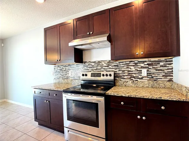 $2,475 | 389 Tanglewood Drive, Davenport, FL 33896