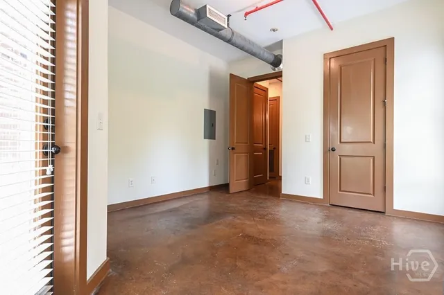 $1,350 | 250 Martha Drive, Unit 304, Athens, GA 30606