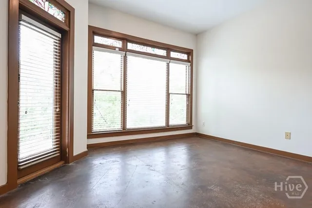 $1,350 | 250 Martha Drive, Unit 304, Athens, GA 30606