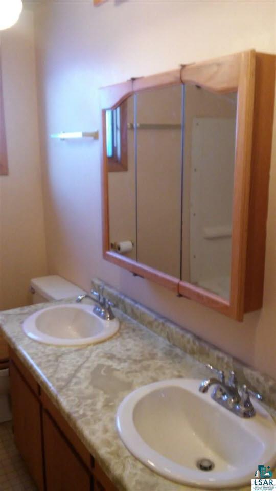 4163 Kerwin Road Superior, WI 54880 - Photo 5 of 9