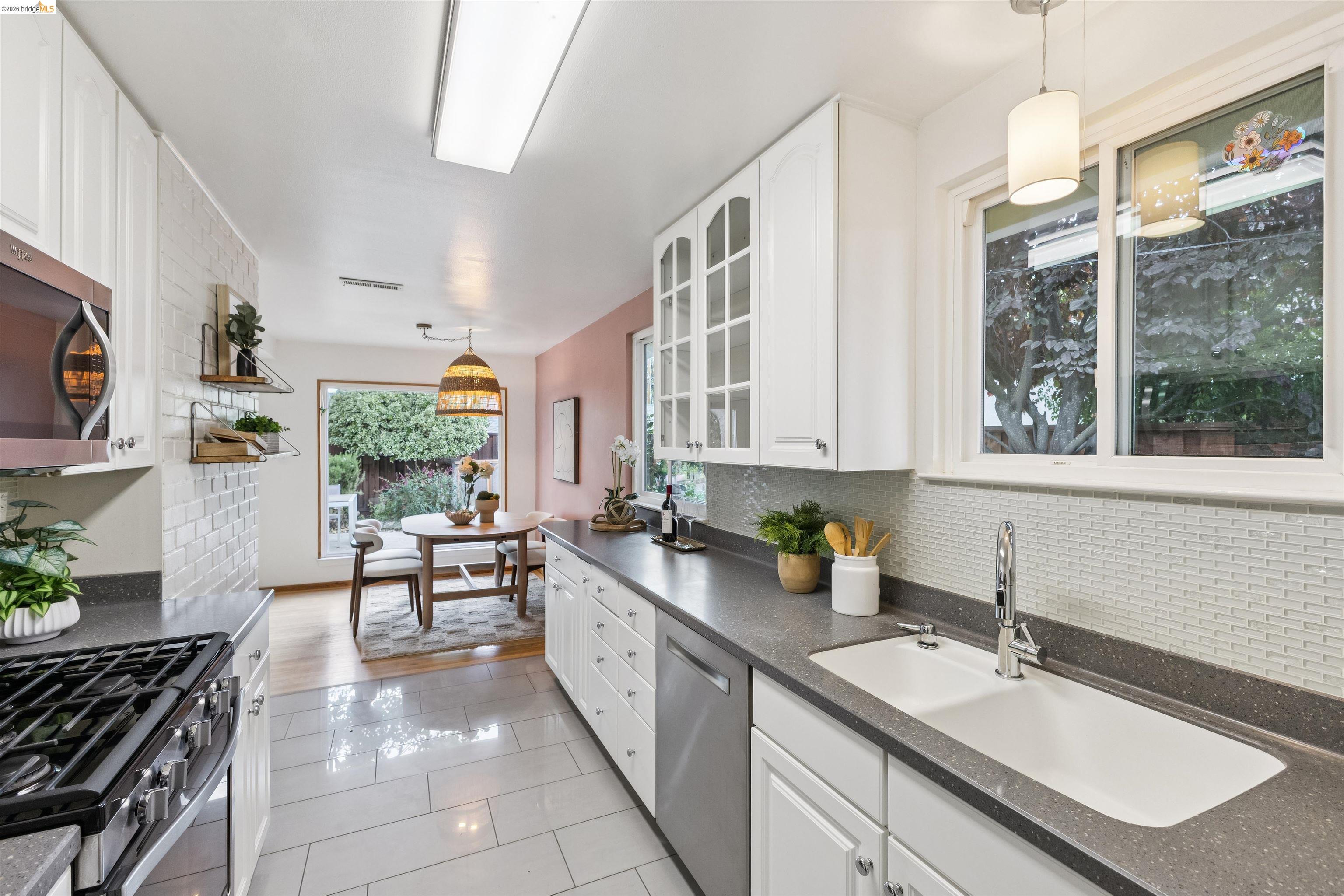 1231 Coventry Road Concord, CA 94518 - Photo 28 of 52